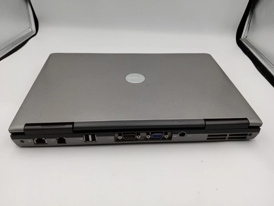 Dell Latitude D620 Laptop Intel Core 2 Duo 2GB RAM 80GB HDD XP RS232 *READ* -RR - Image 4 of 4