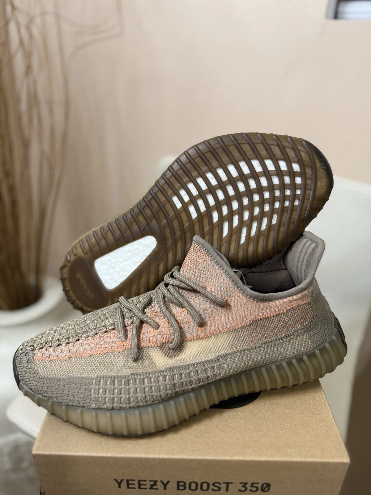 Adidas Yeezy Boost 350 V2 Sand Taupe nuove taglia 10 5 FZ5240