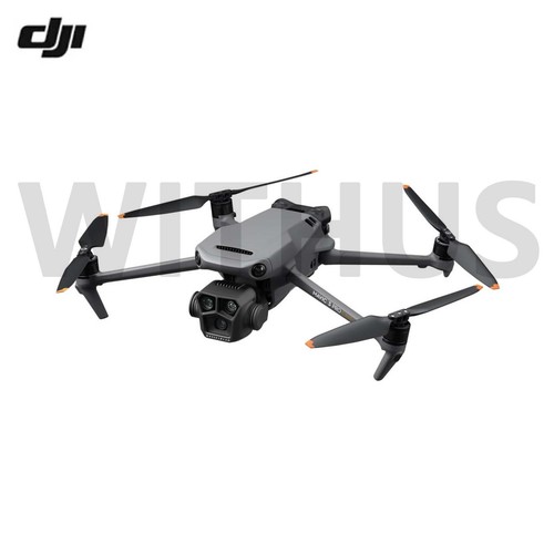DJI Mavic 3 Pro Cine Premium Combo (DJI RC Pro) Camera Drone (3 Batteries) - Picture 6 of 9