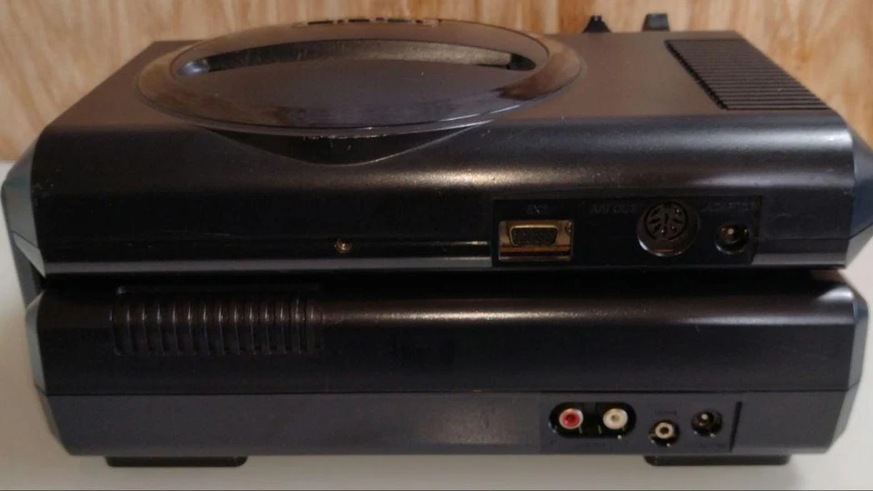 Consola CD MEGA HAA-2910 SEGA Genesis Sistema Probado Color Negro para piezas  Foto 4 de 4