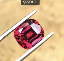 Radiant Rhodolite Garnet 9.50 Carat Loupe Clean Gemstone from Ceylon Sri Lanka