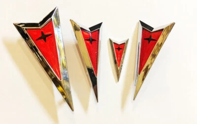 NEW! 06-09 Pontiac Solstice Arrowhead Arrow Emblem Badge Kit Set 4 pcs - Image 1 of 4