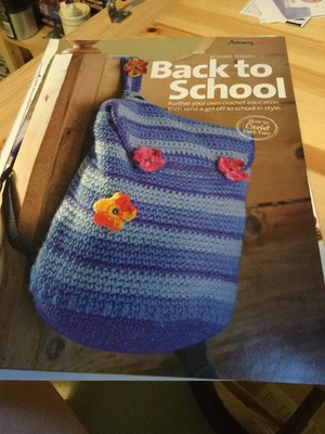 Mädchen Blumen Schultasche Grobstrick Häkelanleitung - Einfach