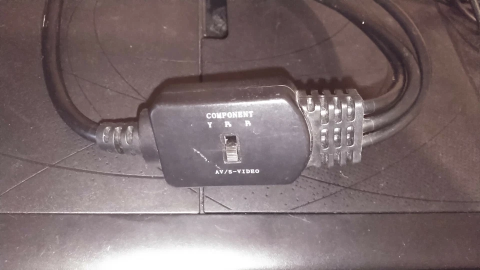 Universal AV/S-Video Component Cable for the XBox 360/PS3/Wii - Image 4 of 4