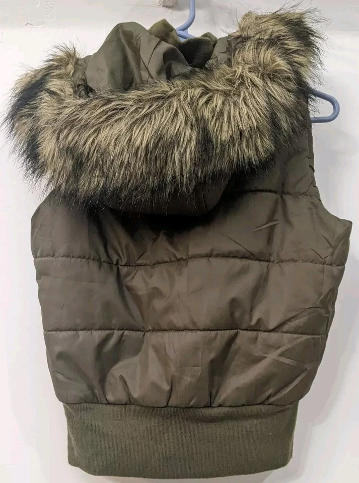 Wet Seal Vest Faux Fur Hoodie Button/Zip Army Green SZ XS Foto 4 de 4