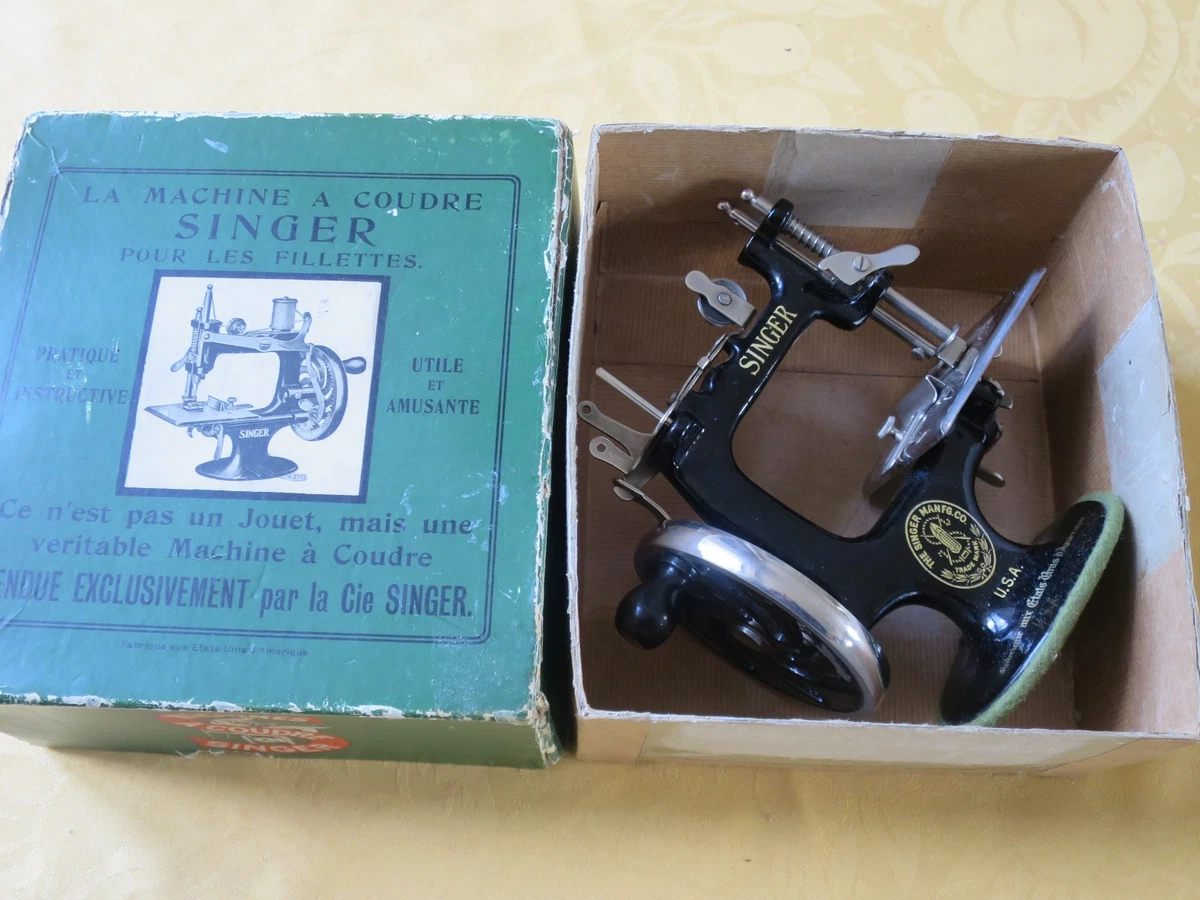 MINI MACHINE A Coudre Singer 67B13 Vintage Collection EUR 75,00