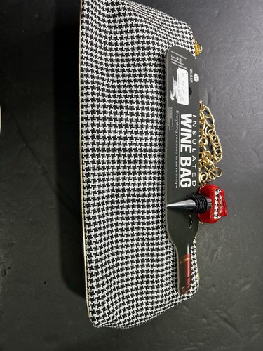 Borsa pochette vino isolata Wild Eye Designs con tappo vino Natale  - Foto 1 di 4