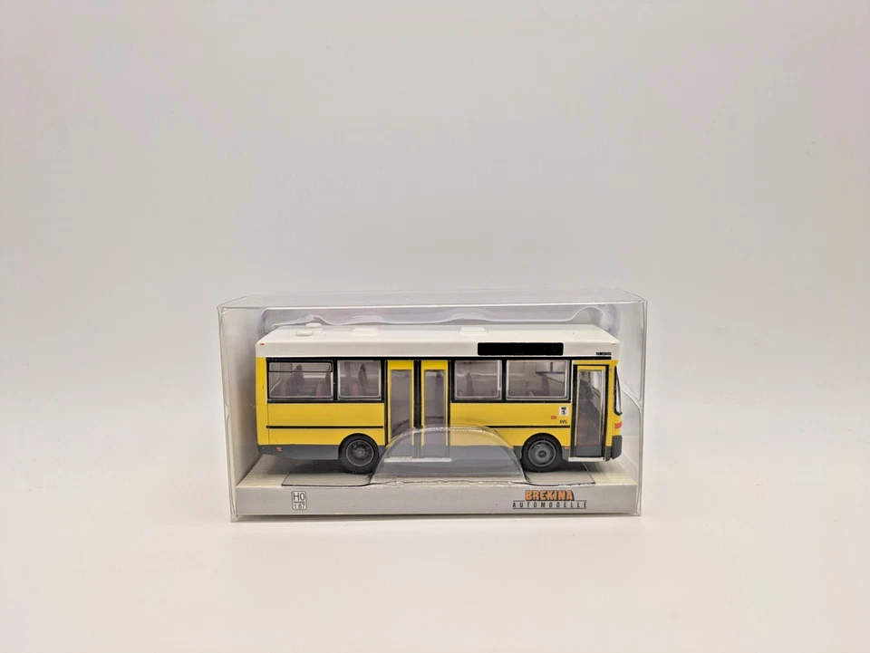 1:87 Brekina 52279 MB O 402 BVG, Berlin neues Design - Bild 1 von 1