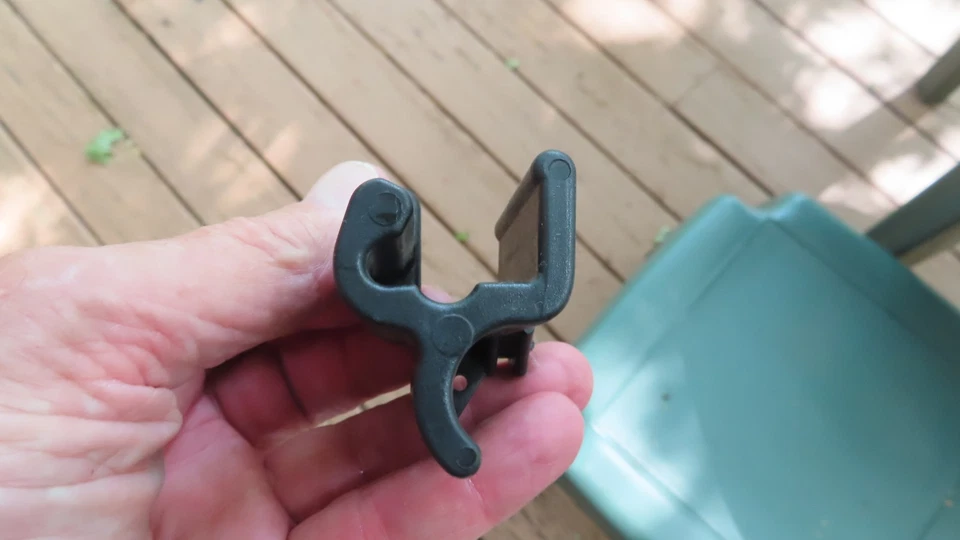 Abrazadera de retención de batería Volvo 240 S40 V40 C70 S70 V70 850 850R 9444282 1382301 Foto 3 de 4