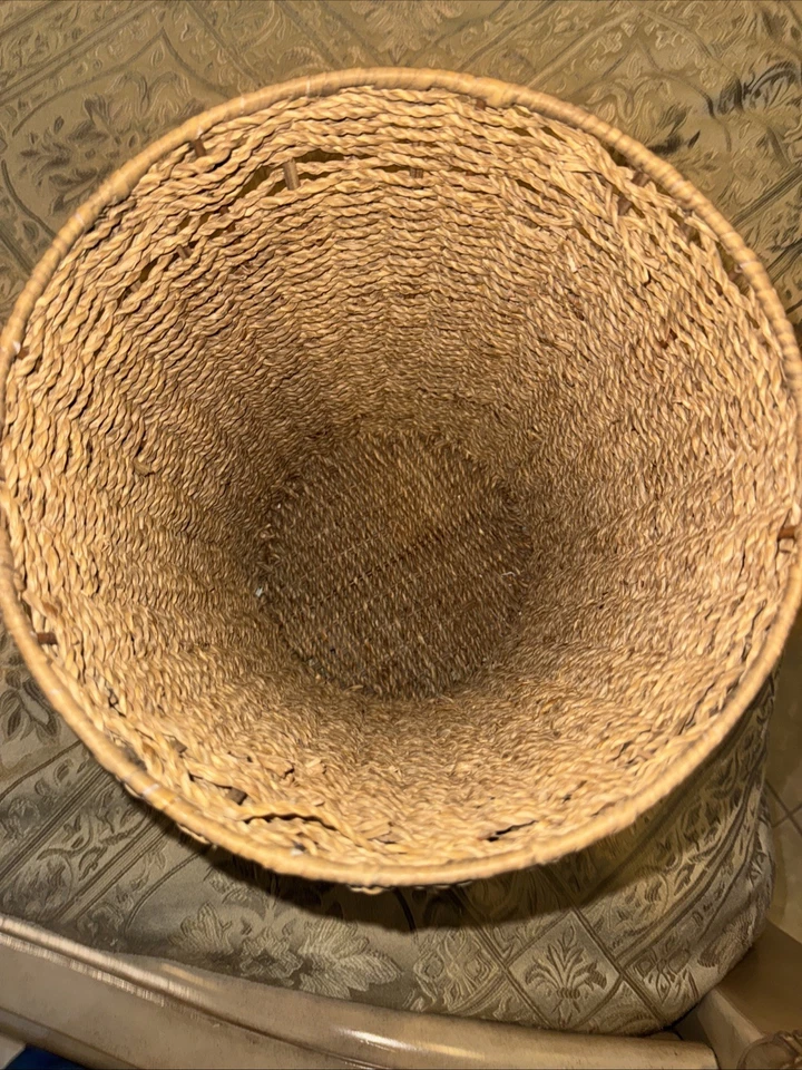 Cesta de mimbre Foto 2 de 2