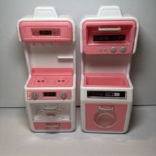 VNTG Barbie Pink Kitchen Set Stove Oven Sink Dishwasher 10-12  Doll 1980-1990s