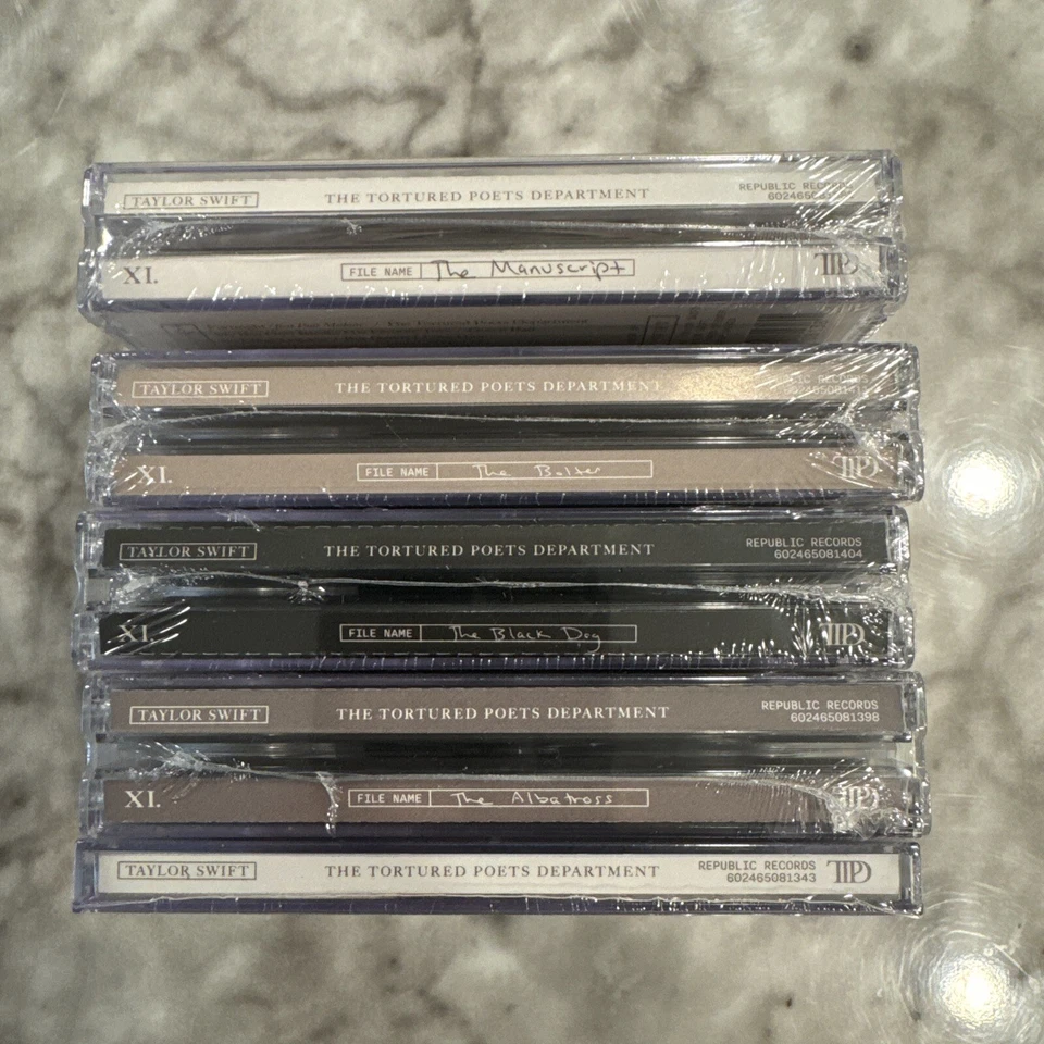 Taylor Swift Signed The Tortured Poets Department TTPD Collector CDs Bundle 🔥 - Image 3 of 4