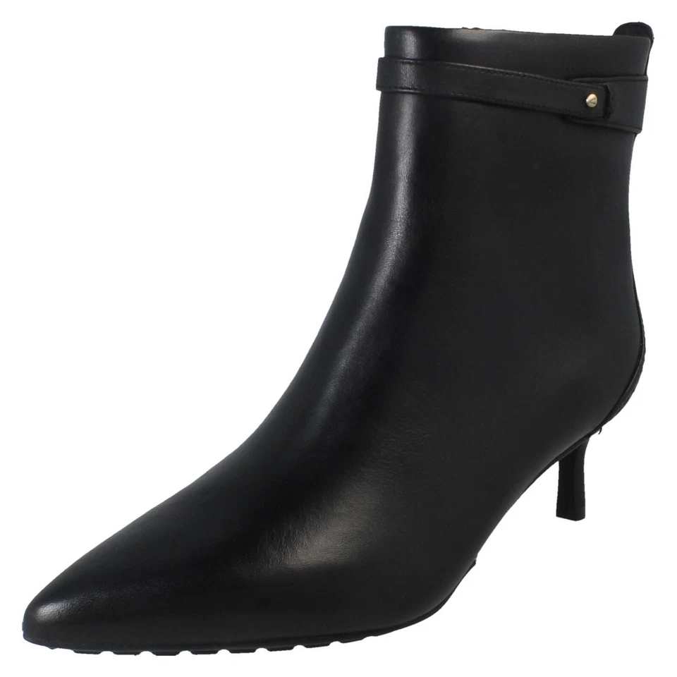 'Damen Clarks Smart 'Reißverschluss Absatz Stiefeletten - Adela Geschnürt - Bild 1 von 1