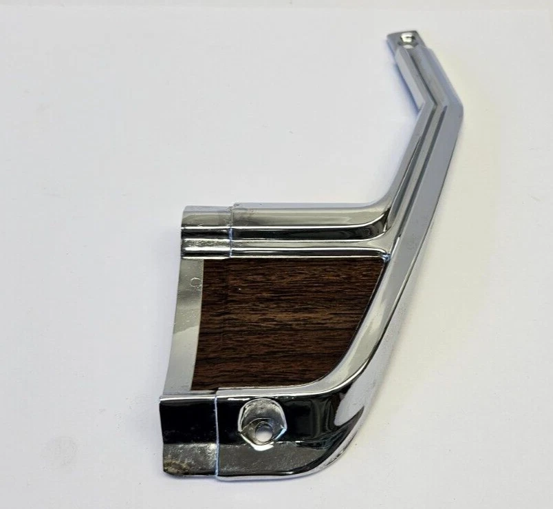 1970 Plymouth Fury Wagon Left Quarter Panel Lower Rear Molding 3419763 NOS. - Image 4 of 4