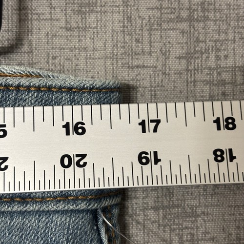 Volcom Vorta Denim Jeans Mens 31x32 Slim Straight Leg Light Wash Blue NWT READ - Picture 3 of 18