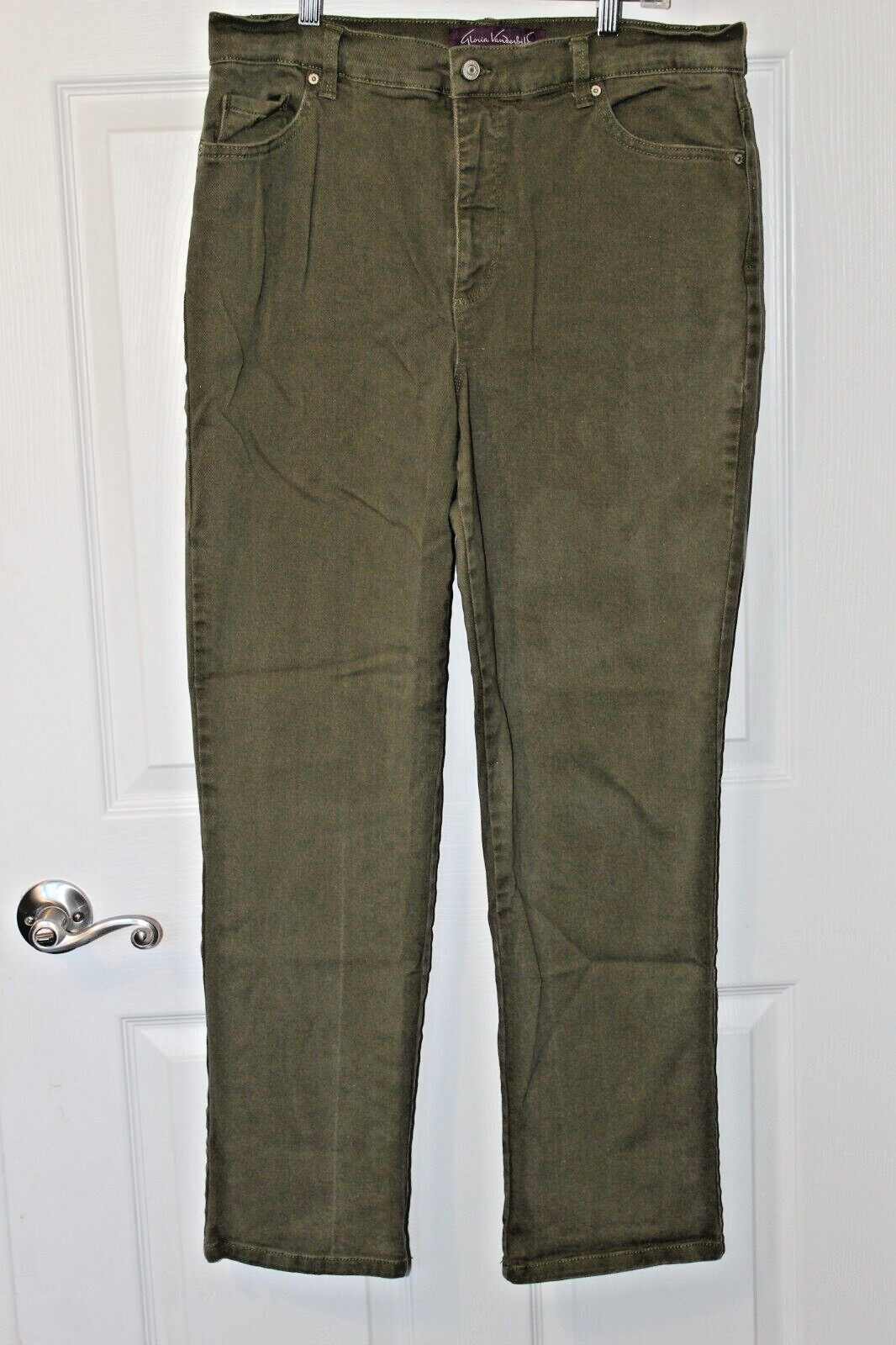 GLORIA VANDERBILT AMANDA Straight Leg Olive Green Denim Jeans