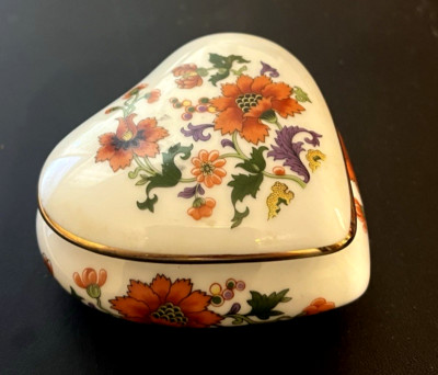 Vintage Heart Shaped Rochard Limoges Porcelain Lidded Trinket Box