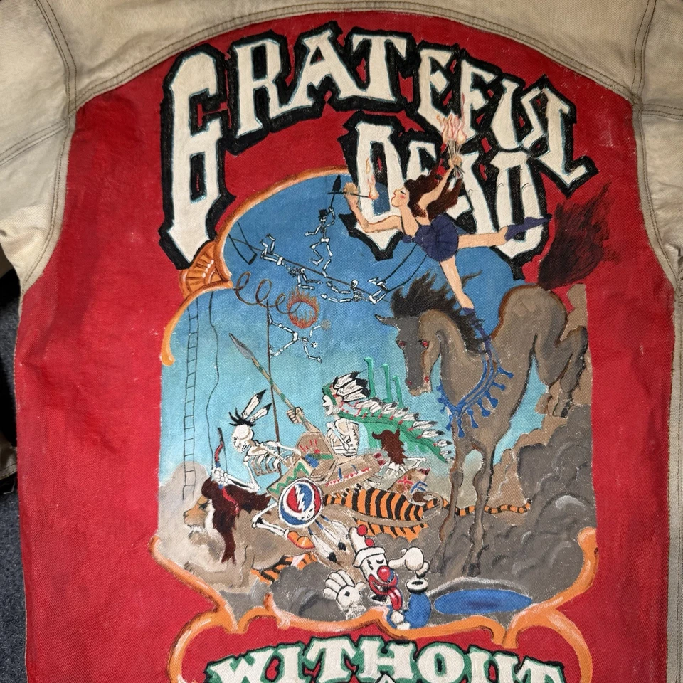 Jaqueta jeans vintage anos 90 GRATEFUL DEAD PINTADA À MÃO - Sem rede G GG - Imagem 3 de 4