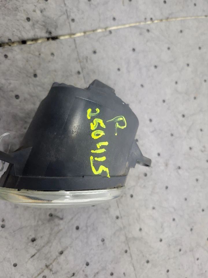 Luz de estacionamiento/esquina para pasajeros hatchback antiniebla para YARIS 1678700 06-19 Foto 4 de 4