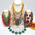VINTAGE TO NOW FASHION COSTUME JEWELRY NECKLACE LOT ASSORTED TYPES & MATERIALS