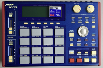 AKAI MPC1000 Stereo Sampler Sampling Machine 64-Track Sequencer