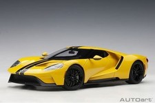 AUTOart 72944 1 18 Ford GT 2017 (Yellow Black Stripe)