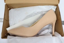 Just Fab Khloy Classic Pump Beige Standard Width / Size 8.5 Khloy