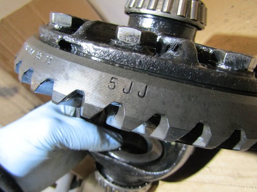 Jeep Grand Cherokee WJ 2.7 CRD Hinterachse Differential Endantrieb 51208 - Bild 10 von 11
