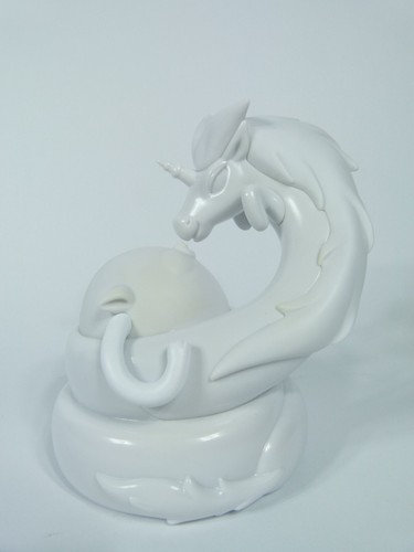 Kidrobot SDCC 2015 Adventure Time Cake & Monichromicorn UNPAINTED FIGURE w/ Box - Picture 7 of 12
