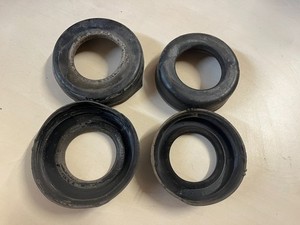 W124 2er Gummipuffer Feder Vorderachse Hinterachse