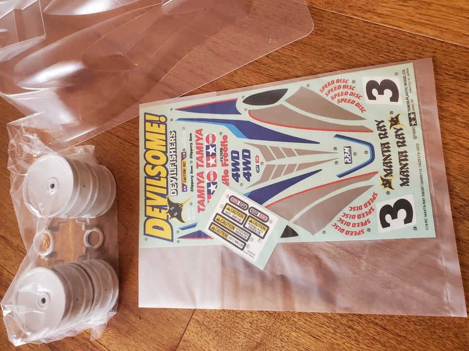 Tamiya 9803082 Manta Ray Clear Body w/Wing Set 47367 1/10 RC Buggy Spare Parts - Image 2 of 4