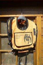 Taucher Rettungs- und Tarierweste, Schwimmhilfe