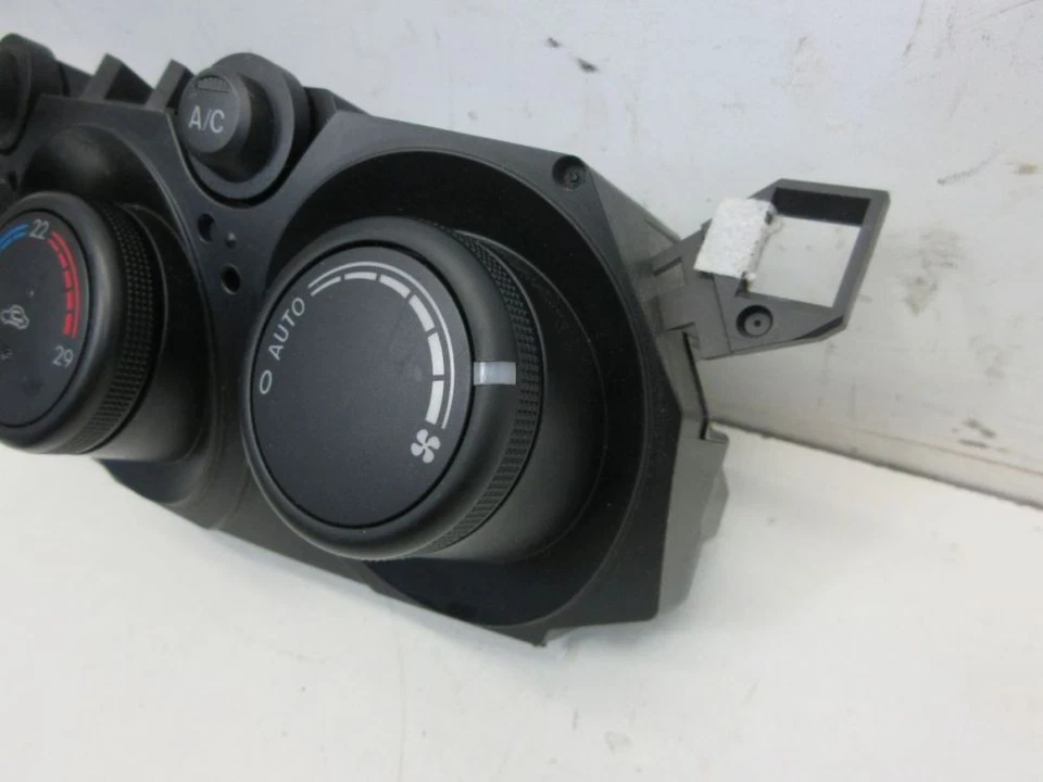 Elemento Operativo Aire Acondicionado Aire Acondicionado Regulador de Calor Se Adapta a Mazda 2 (De Foto 4 de 4