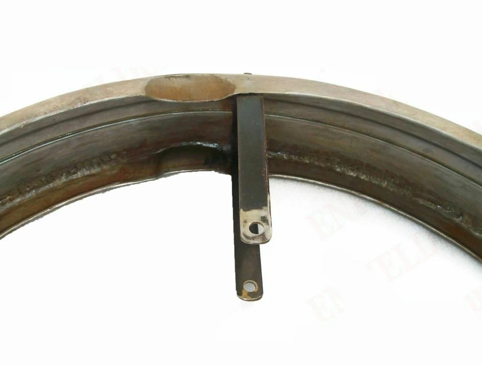 Guardabarros delantero de acero crudo doble velocidad Triumph 5T vintage unidad previa Foto 4 de 4