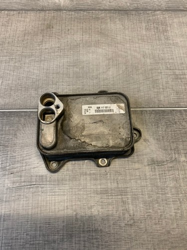 Original Volkswagen Ölkühler 03C117021J