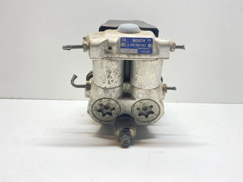 1992-1994 BMW 525i ABS PUMP ANTI-LOCK BRAKE PARTS ASSEMBLY OEM, - Image 4 of 4