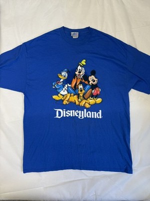 Vintage 90s Official Disneyland Resort World T-Shirt Size XXL Mickey and friends