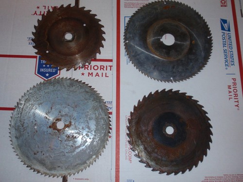 Group of 7 Circular Saw Blades  - 6 & 7 & 8 Inch Diameter  - Group 1