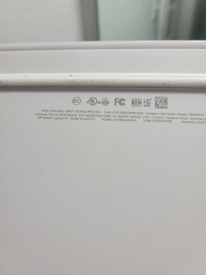 White Hp Laptop - Image 3 of 4