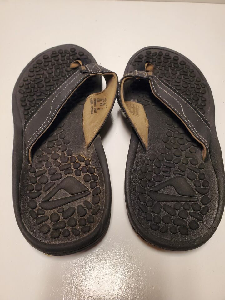 REEF Leather Flip Flops Black Men's Size 9 Pre Owned in Great Condition ...