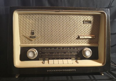 Vintage Very Rare Grundig Majestic 1099 US Tabletop Tube Radio 1959 Works Great 