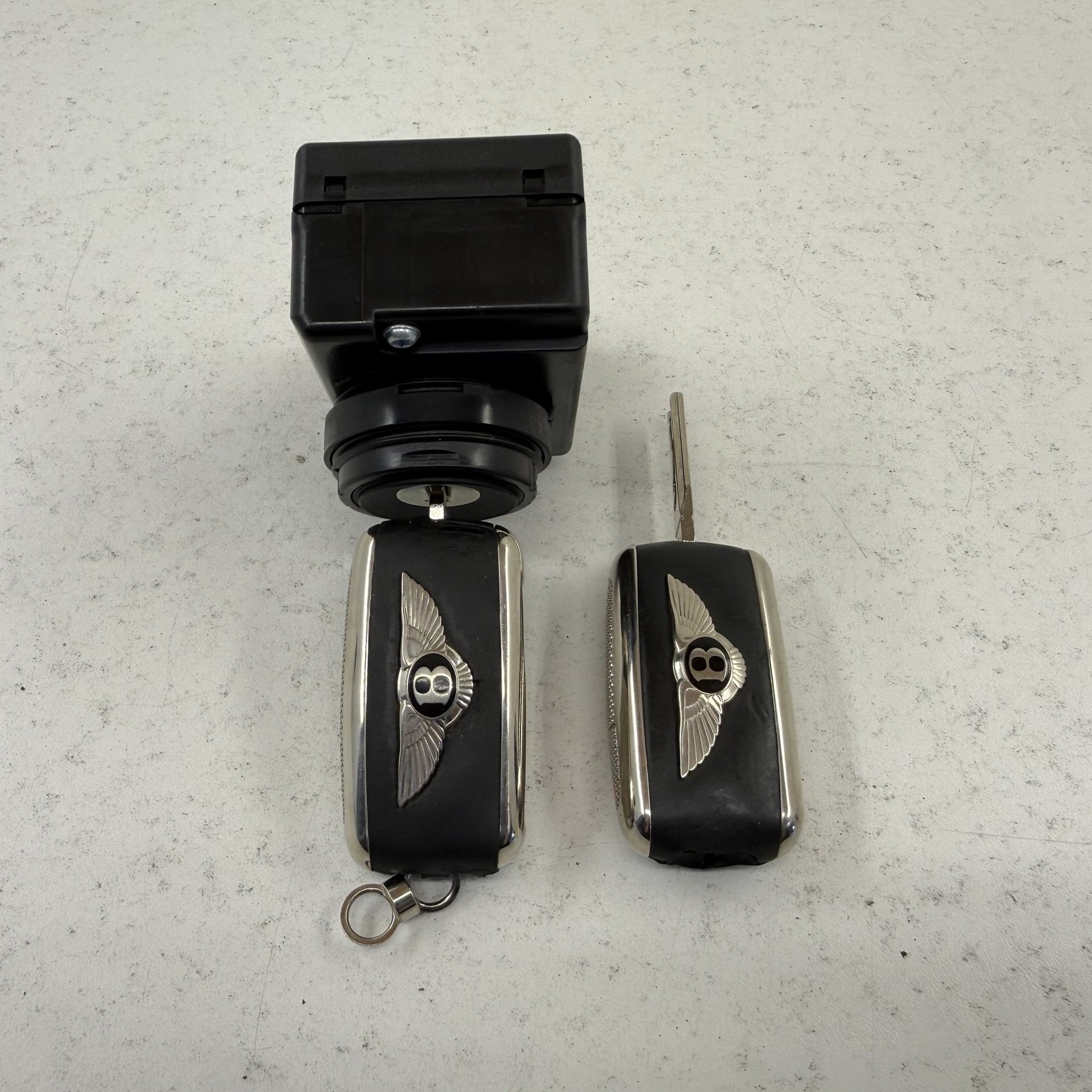 Bentley Flying Spur 2014-2018 Ignition switch P/N 3D0905865H