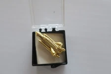 NASA Space Shuttle 3D Gold Tone Lapel Hat Pin Tie Tack A