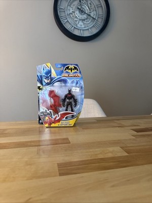 BATMAN UNLIMITED: BATMAN BEYOND & CAPTURE BAT 1:18