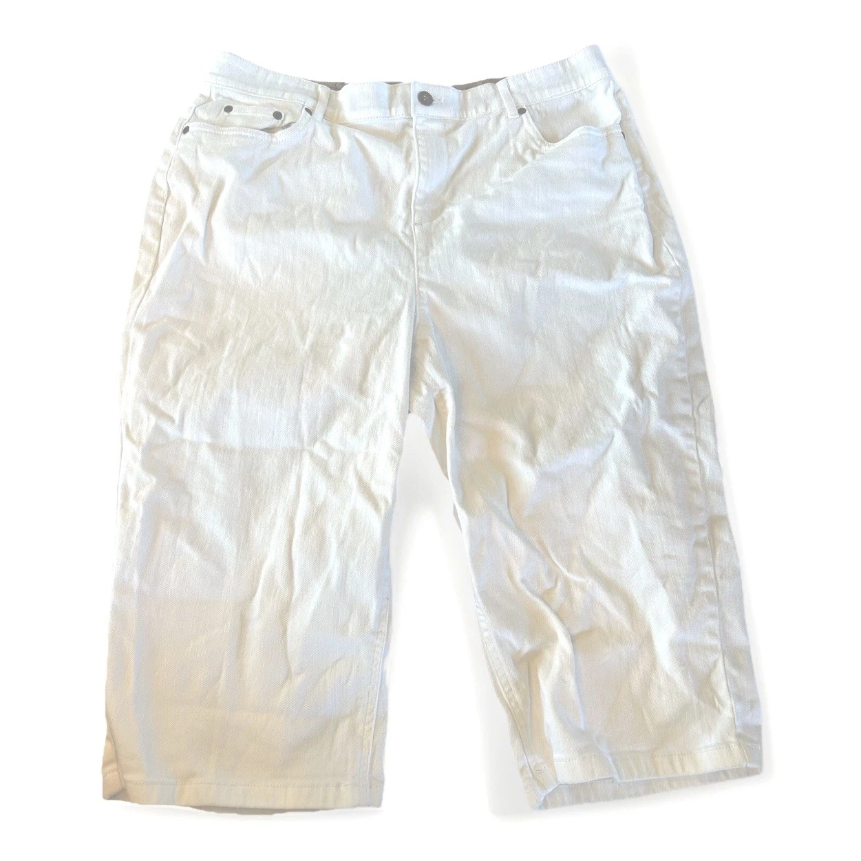 Christopher & Banks White Capri, Skimmer Relaxed Fit High Rise Perfect Pant 16P