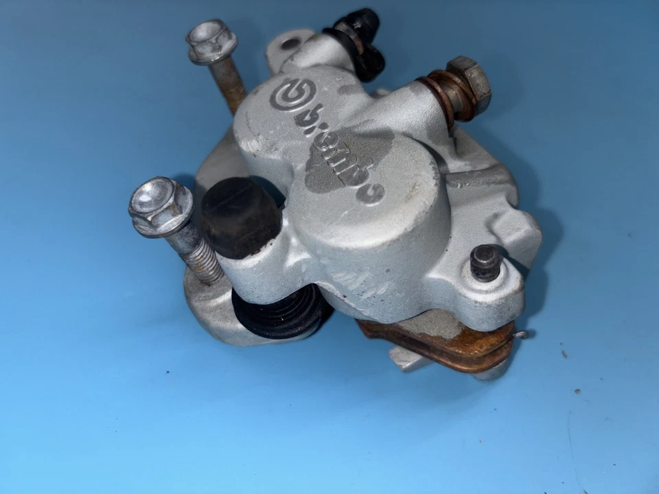 Husqvarna WR250 CR250 2006 00-06 OEM MONTAJE DE PINZA DELANTERA Foto 3 de 4