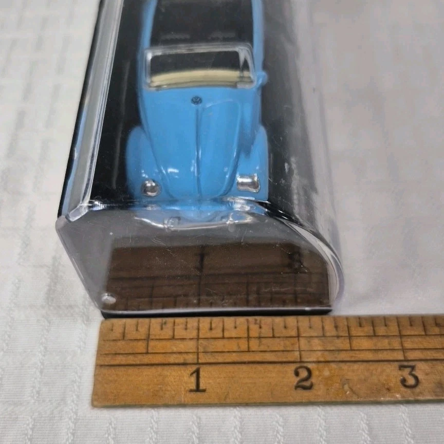 1951 Volkswagen Blue Convertible VW Bug Die-cast Car New-Ray 1/43rd Scale 48489 - Image 3 of 4