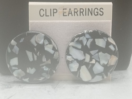 Vintage Earrings - Picture 2 of 2