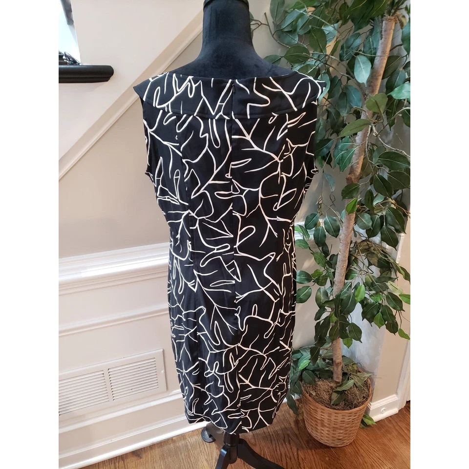 Vestido Vaina AGB Mujer Talla 16 Blanco y Negro Prada Cuello Barco Pullover Sin Mangas Foto 4 de 4