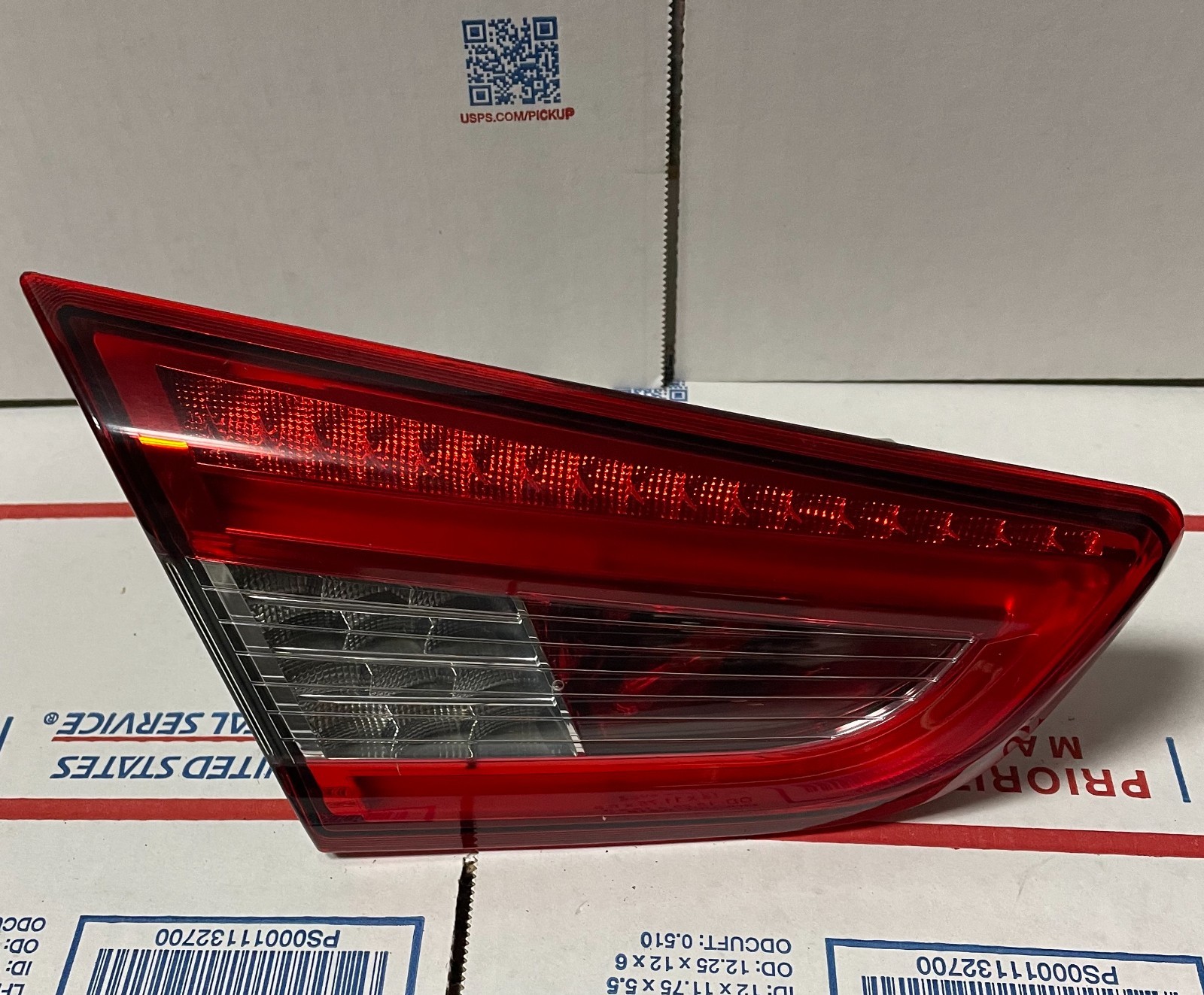 6700046820 Maserati Ghibli 14-20 M157 Rear Left Side Inner Tail Light Lamp  Oem